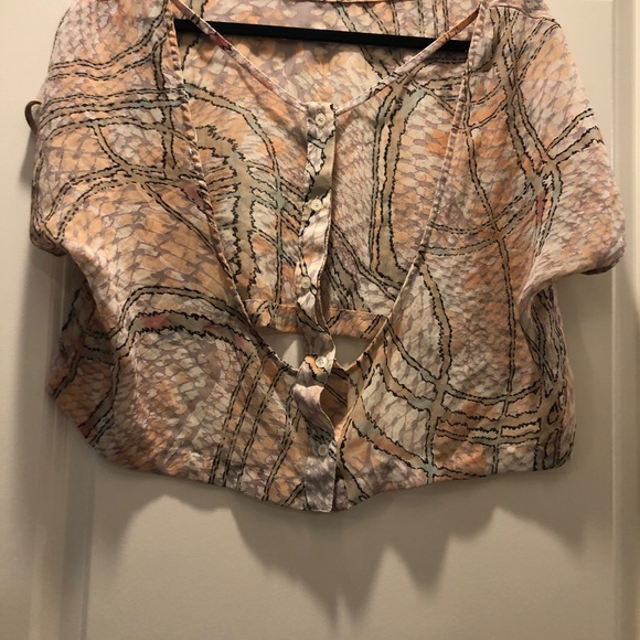 Peach Crop Top - Picture 4 of 4